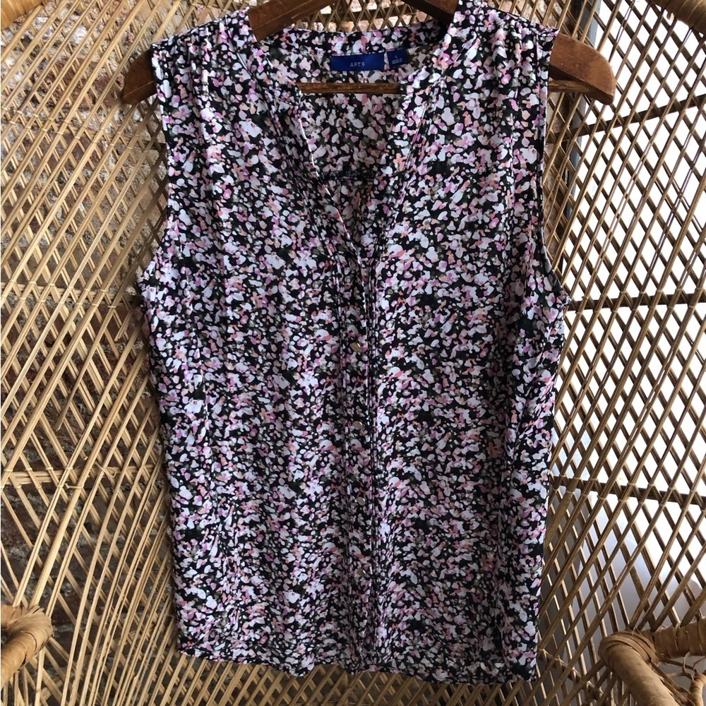 Apt 9 sleeveless blouse